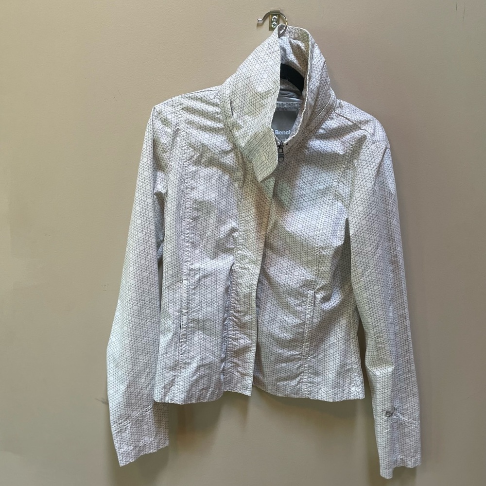 Bench jacket